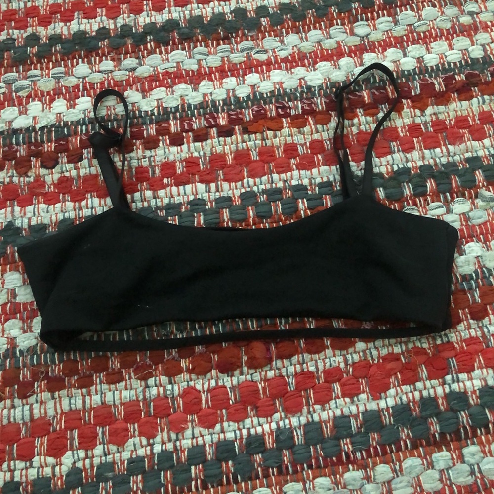 Black bikini top